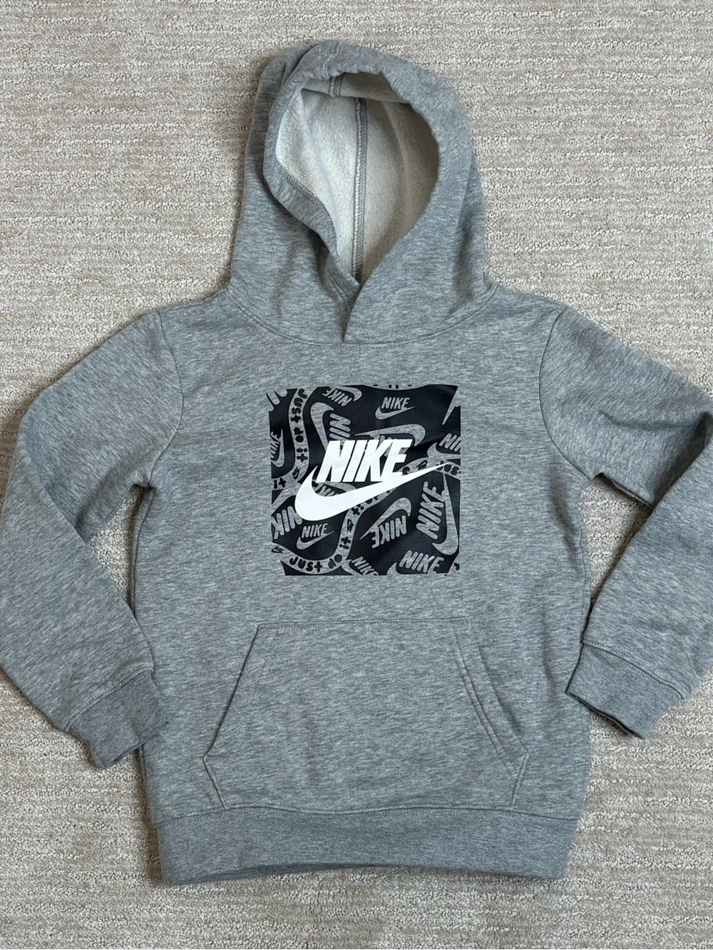 NIKE Kids Fleece Graphic Pullover Hoodie Youth Boys Size 5-6 Years Heather Grey